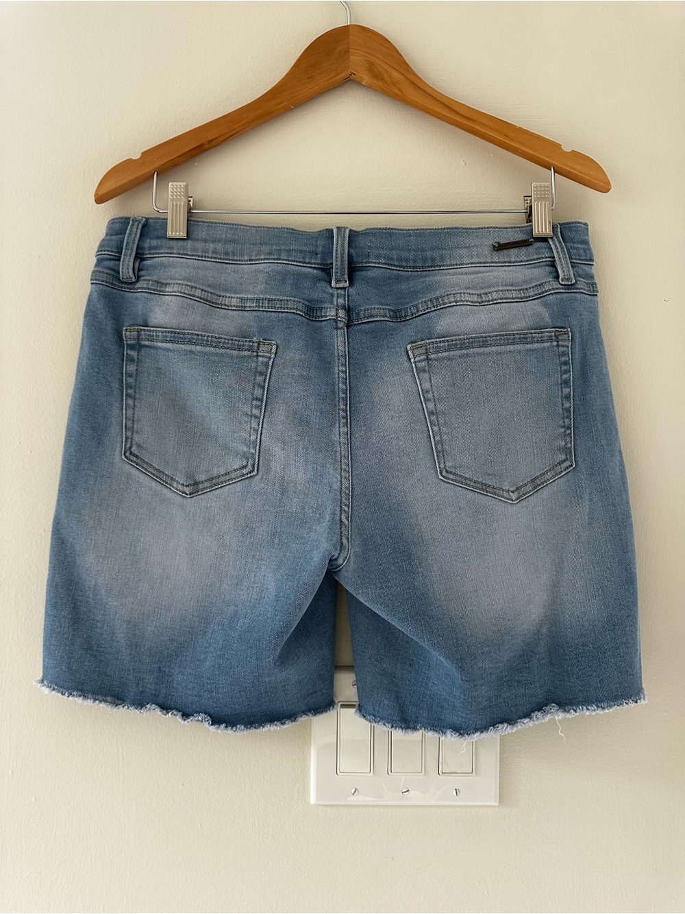 Carve Designs Light Blue Frayed Hem Denim Shorts - Picture 2 of 5